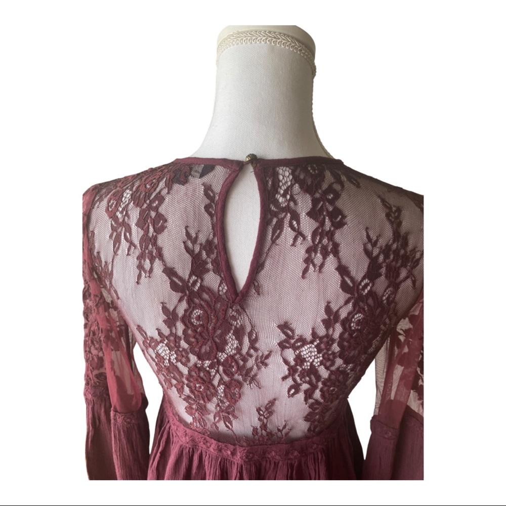 American Eagle Outfitters maroon Sheer lace blouse - Picture 5 of 6